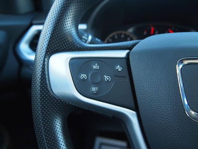 2023 GMC Acadia Vehicle Photo in MADISON, IN 47250-1611