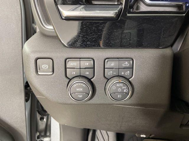 2025 Chevrolet Silverado 1500 Vehicle Photo in PHOENIX, AZ 85014-3381