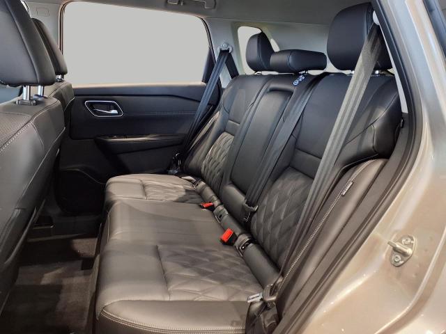 2025 Nissan Rogue Vehicle Photo in Oshkosh, WI 54904