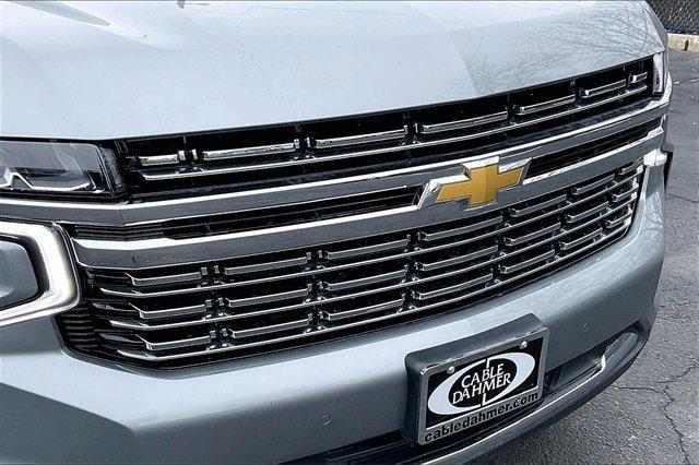 2023 Chevrolet Suburban Vehicle Photo in INDEPENDENCE, MO 64055-1314