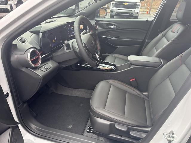 2025 Chevrolet Trax Vehicle Photo in MARION, NC 28752-6372