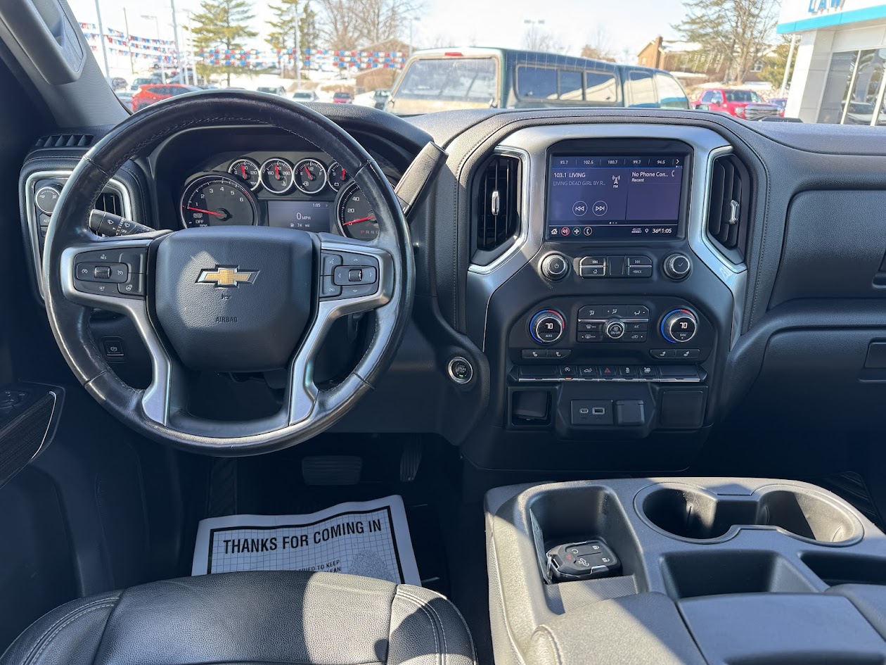 2019 Chevrolet Silverado 1500 Vehicle Photo in BOONVILLE, IN 47601-9633