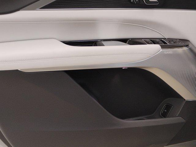 2025 Cadillac LYRIQ Vehicle Photo in PINEVILLE, NC 28134-8495