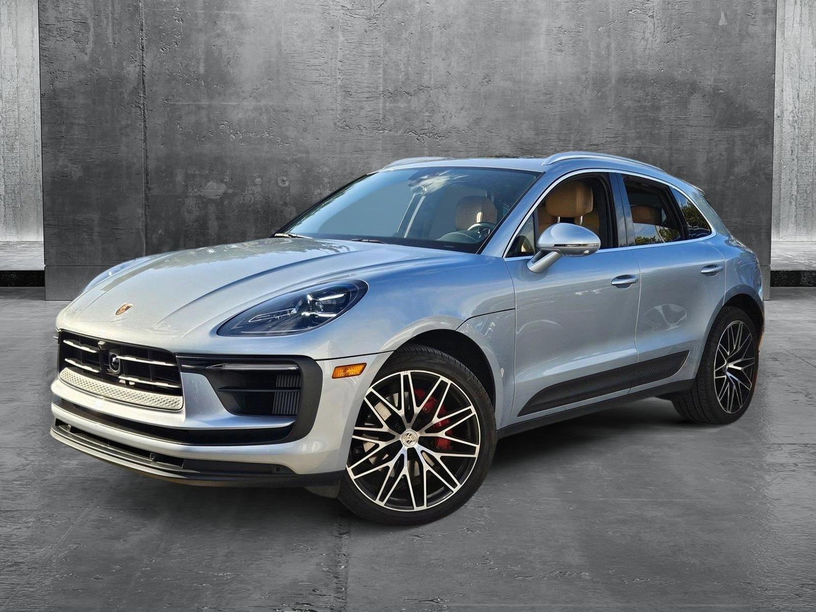 2023 Porsche Macan Vehicle Photo in Pembroke Pines , FL 33027
