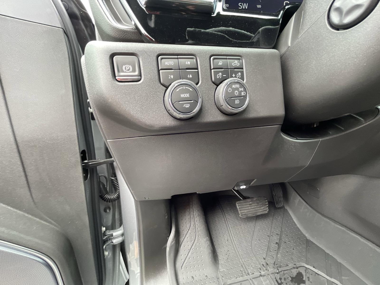 2025 Chevrolet Silverado 1500 Vehicle Photo in BENTONVILLE, AR 72712-4322