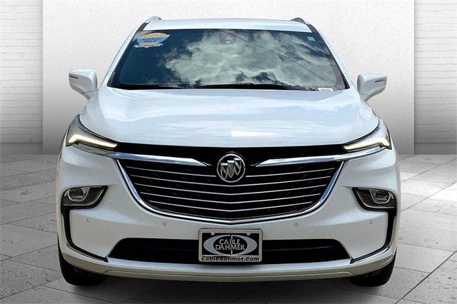 2024 Buick Enclave Vehicle Photo in TOPEKA, KS 66609-0000