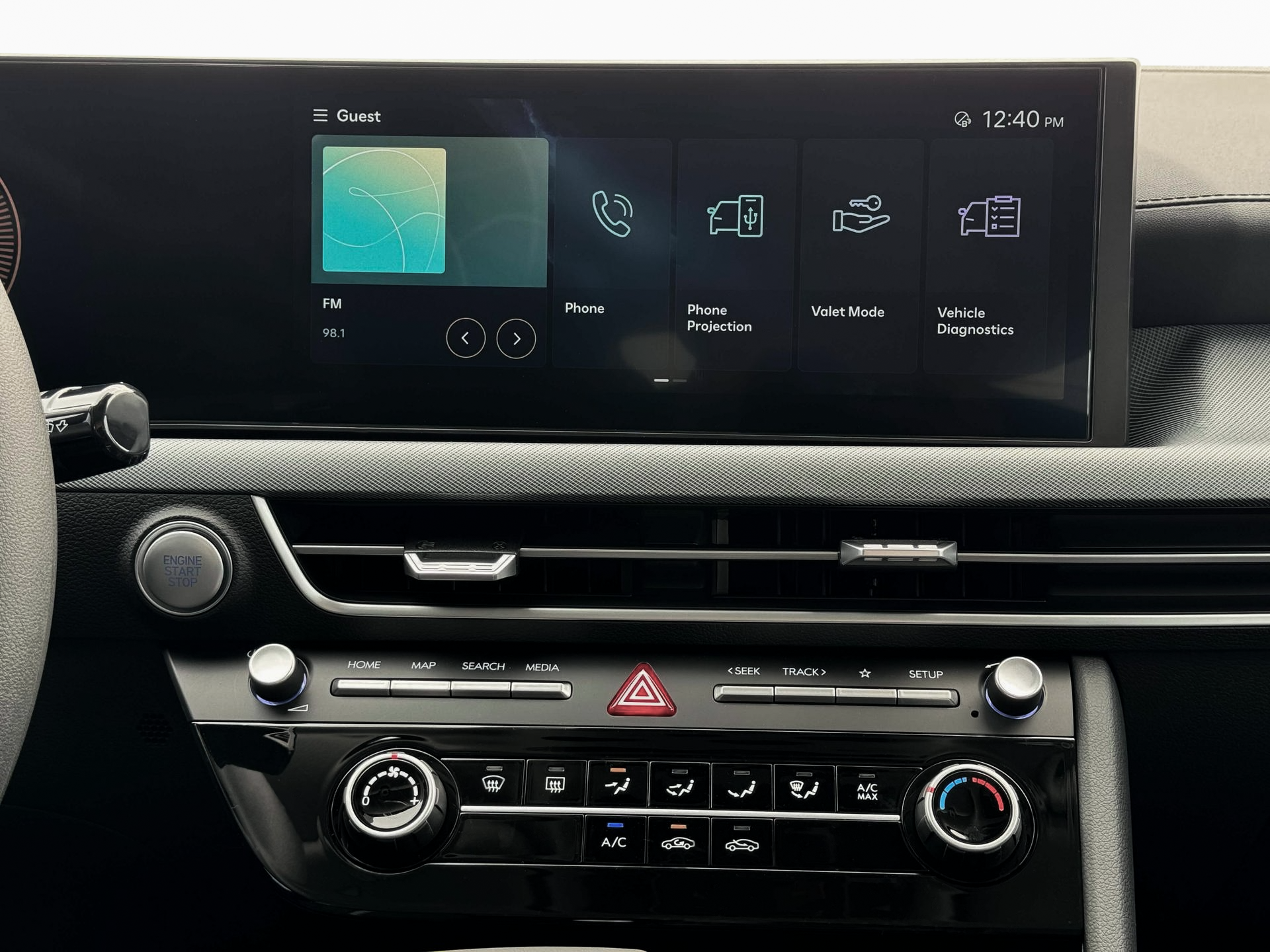 2025 Hyundai SONATA Vehicle Photo in Philadelphia, PA 19116