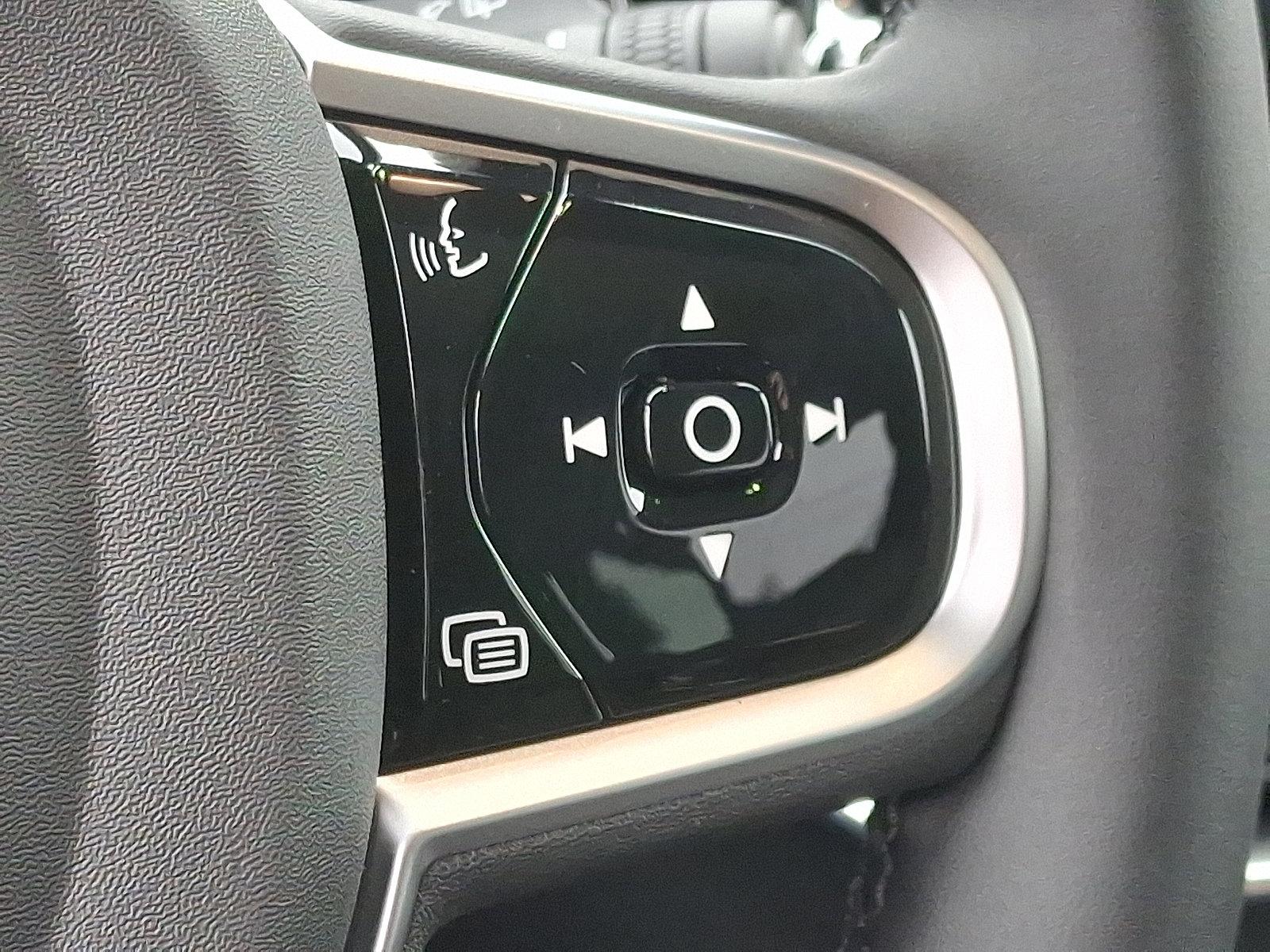 2026 Volvo XC90 Vehicle Photo in Trevose, PA 19053