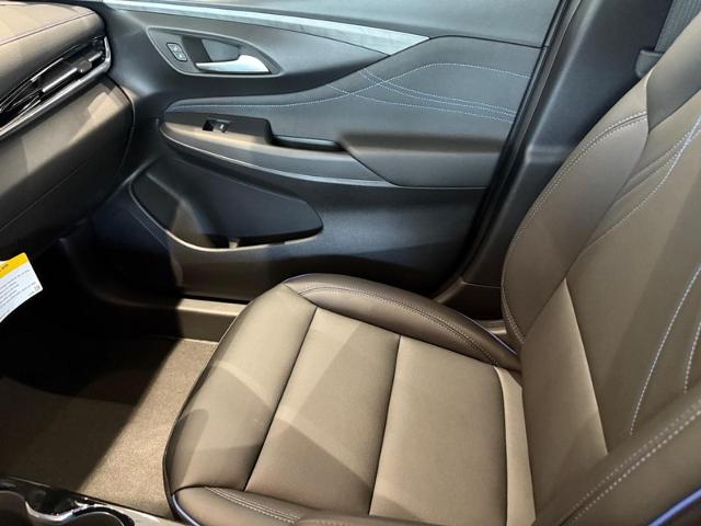 2025 Buick Envista Vehicle Photo in COLUMBIA, MO 65203-3903