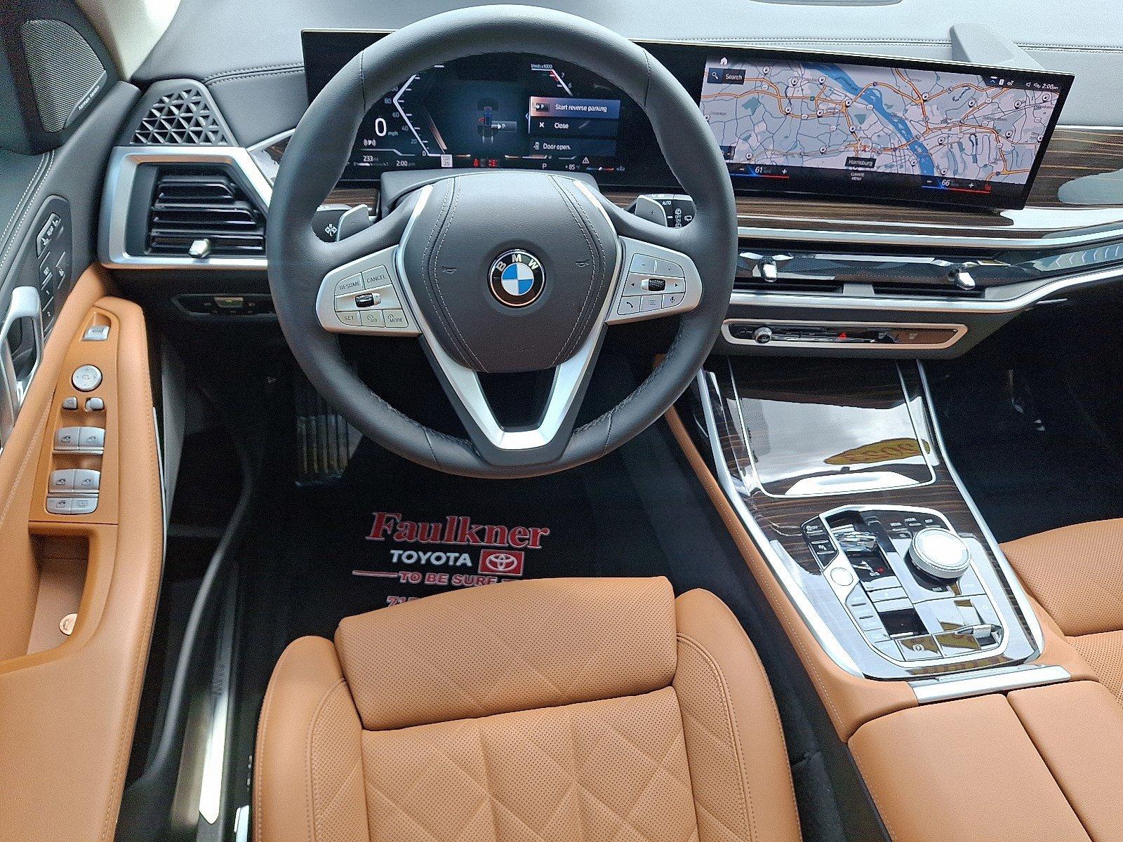 2023 BMW X7 xDrive40i Vehicle Photo in Harrisburg, PA 17111