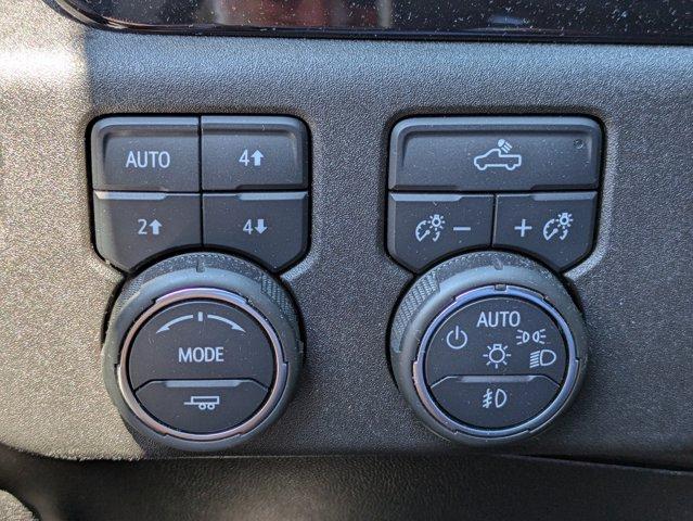 2022 Chevrolet Silverado 1500 Vehicle Photo in BRUNSWICK, GA 31525-1881