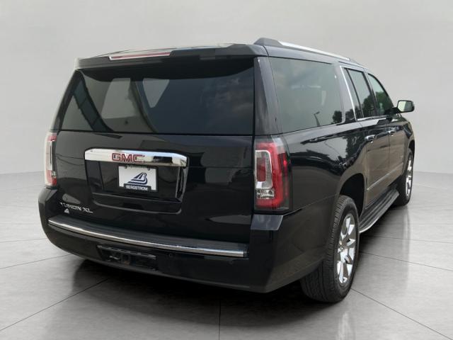 2017 GMC Yukon XL Vehicle Photo in GREEN BAY, WI 54303-3330
