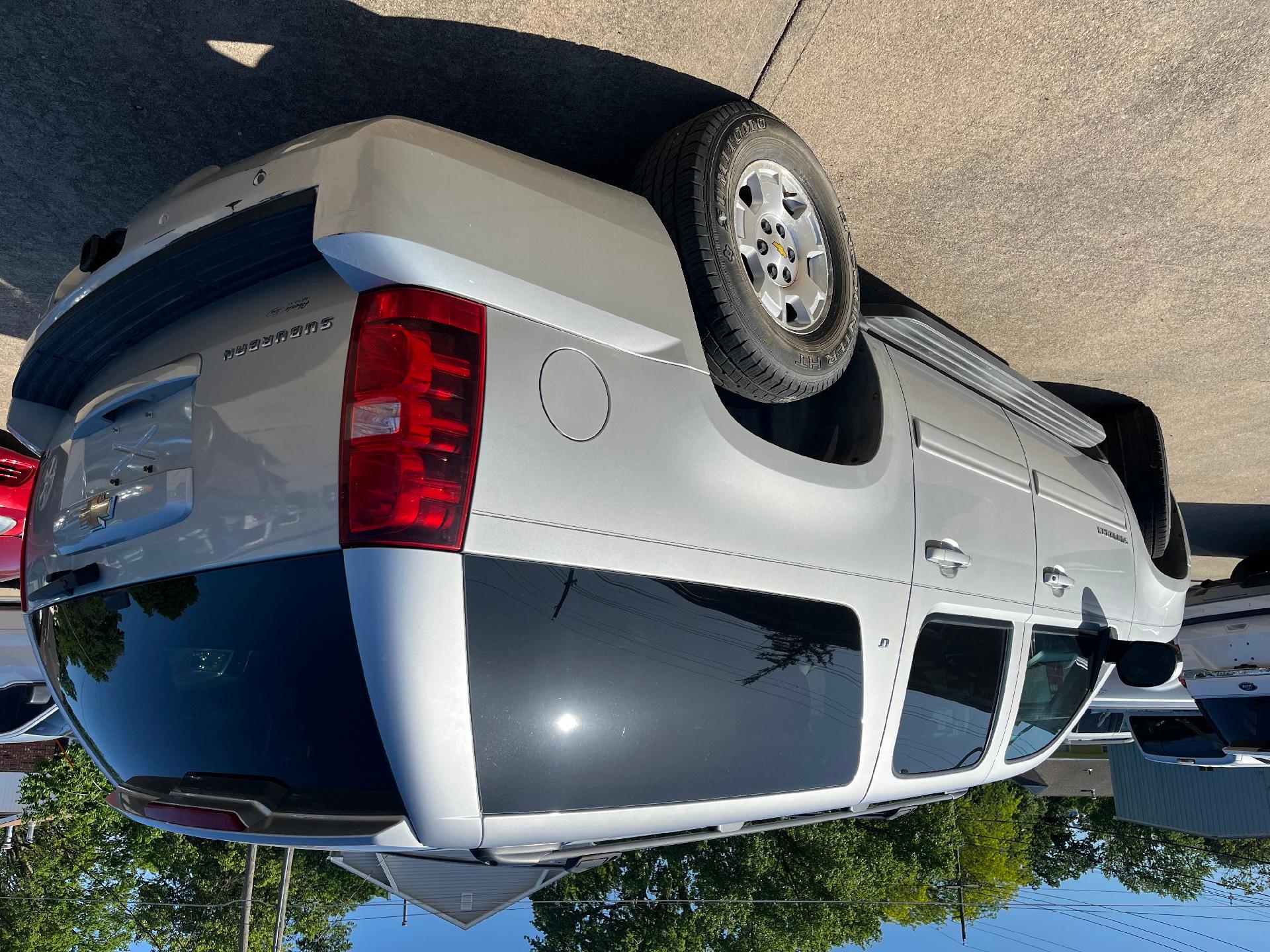 Used 2011 Chevrolet Suburban LT with VIN 1GNSKJE39BR343052 for sale in Kansas City