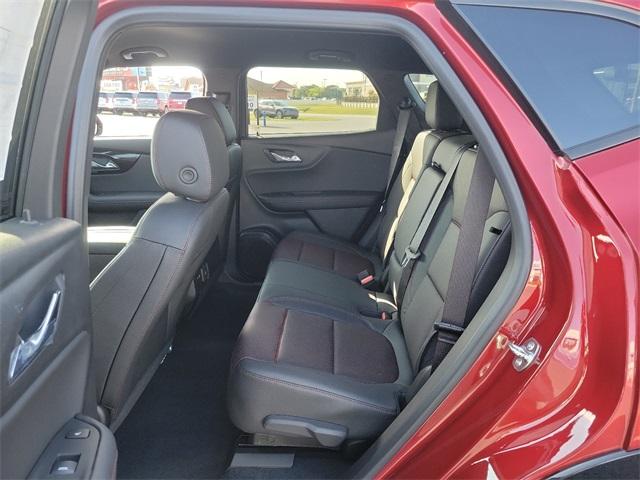 2025 Chevrolet Blazer Vehicle Photo in LEWES, DE 19958-4935