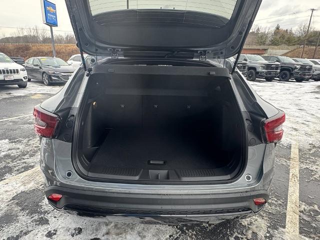2025 Chevrolet Trax Vehicle Photo in GARDNER, MA 01440-3110