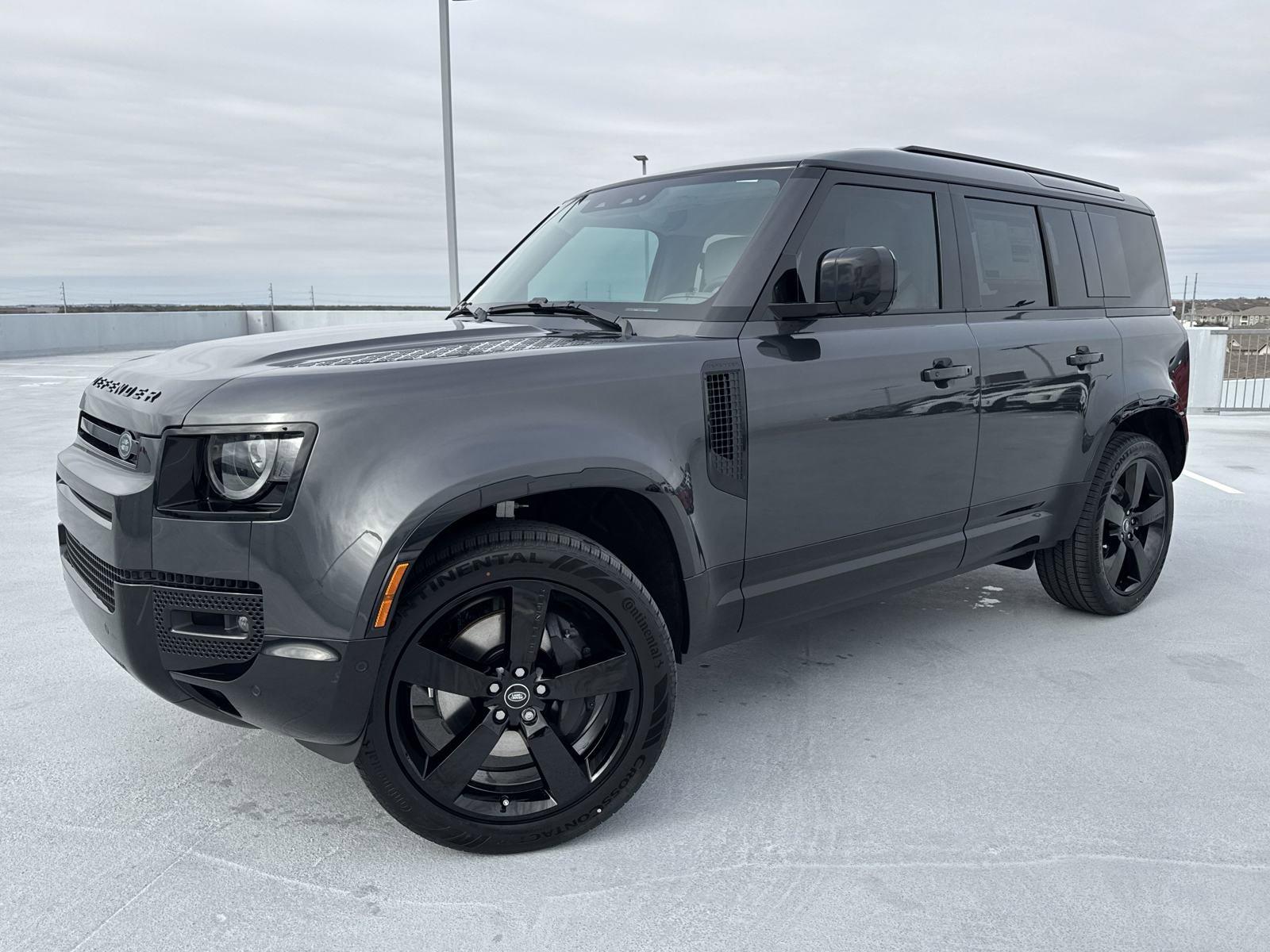 2025 Defender Vehicle Photo in AUSTIN, TX 78717