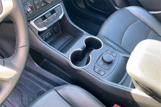 2024 GMC Terrain Vehicle Photo in INDEPENDENCE, MO 64055-1314
