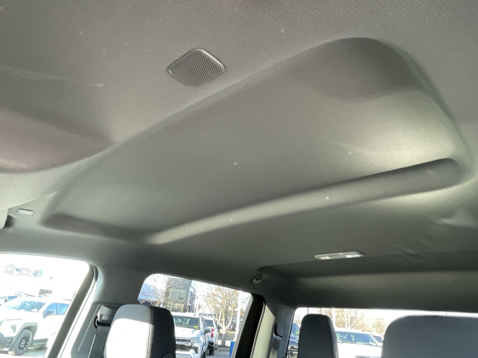 2025 Chevrolet Silverado 1500 Vehicle Photo in BENTONVILLE, AR 72712-4322
