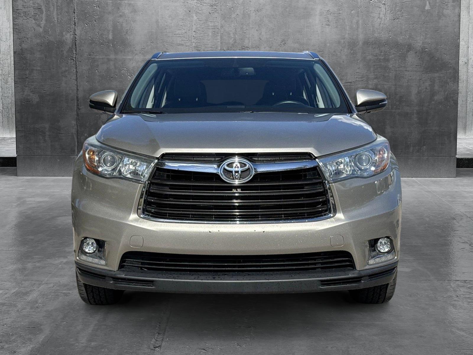 2016 Toyota Highlander Vehicle Photo in Ft. Myers, FL 33907