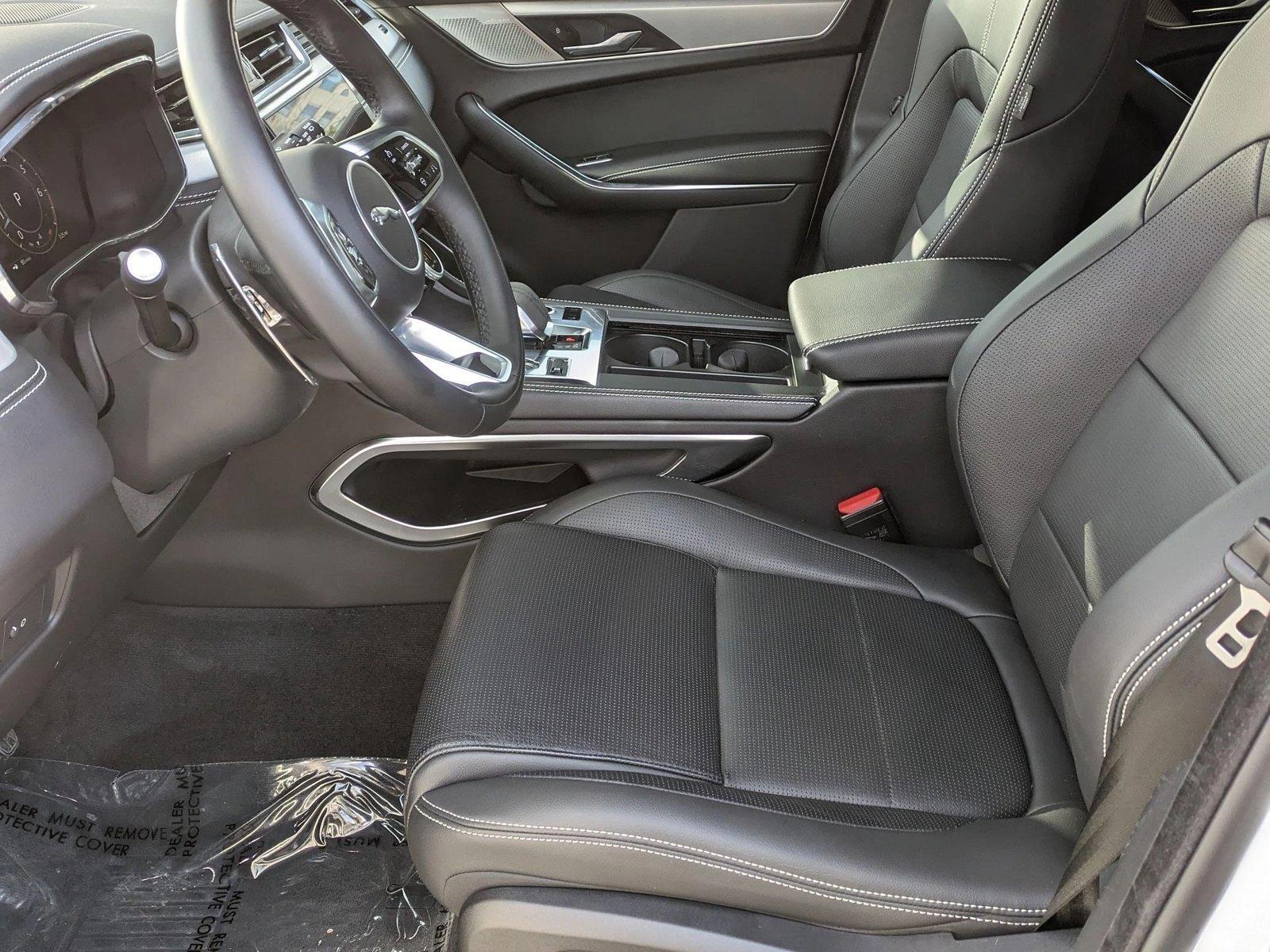 2024 Jaguar F-PACE Vehicle Photo in Bethesda, MD 20852