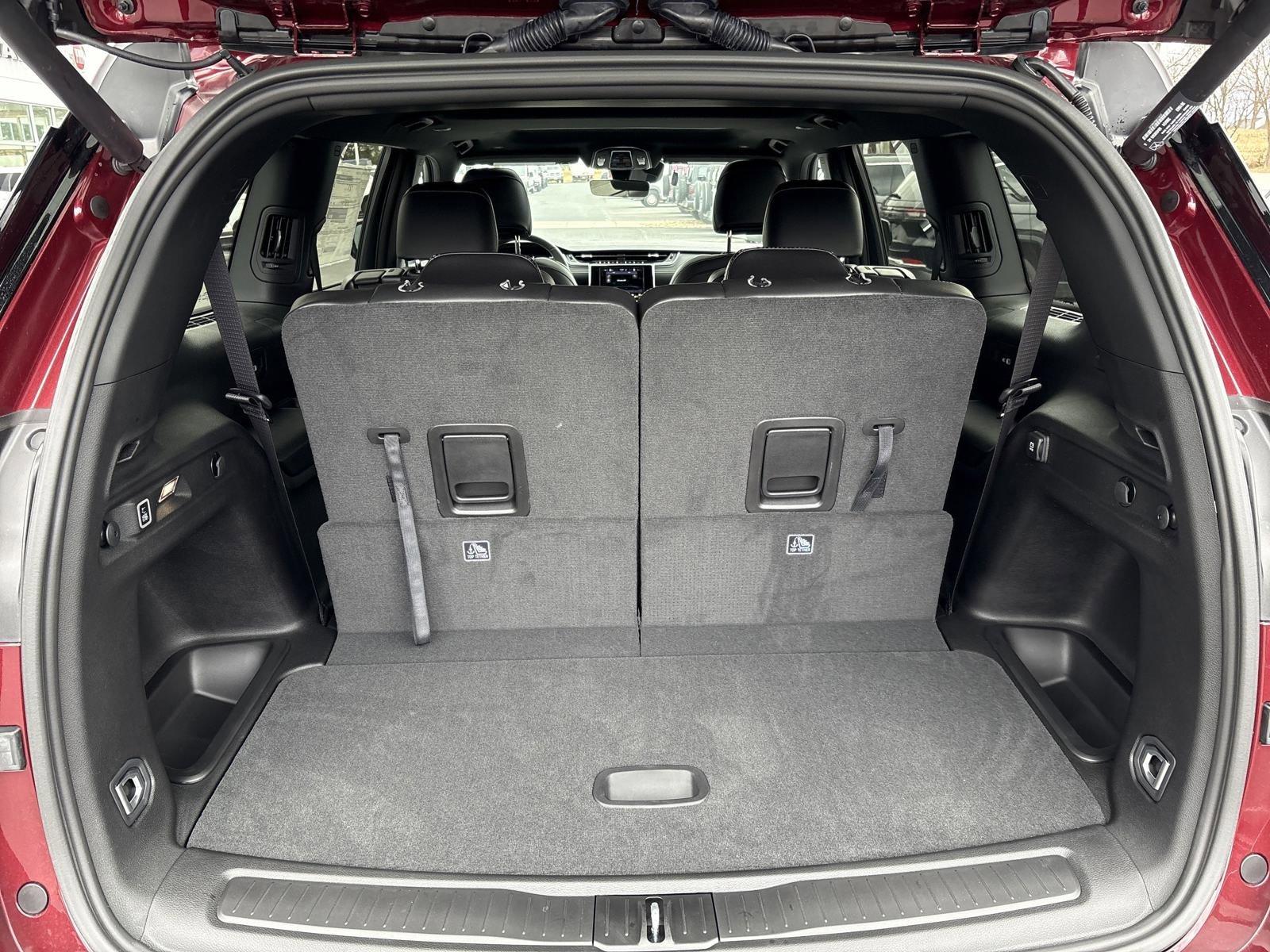 2025 Jeep Grand Cherokee L Vehicle Photo in Mechanicsburg, PA 17050-1707