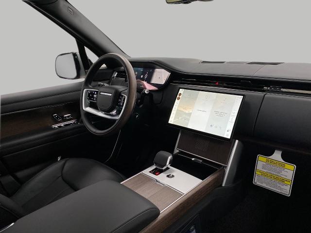2025 Range Rover Vehicle Photo in Appleton, WI 54913