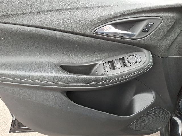 2023 Buick Encore GX Vehicle Photo in TREVOSE, PA 19053-4984