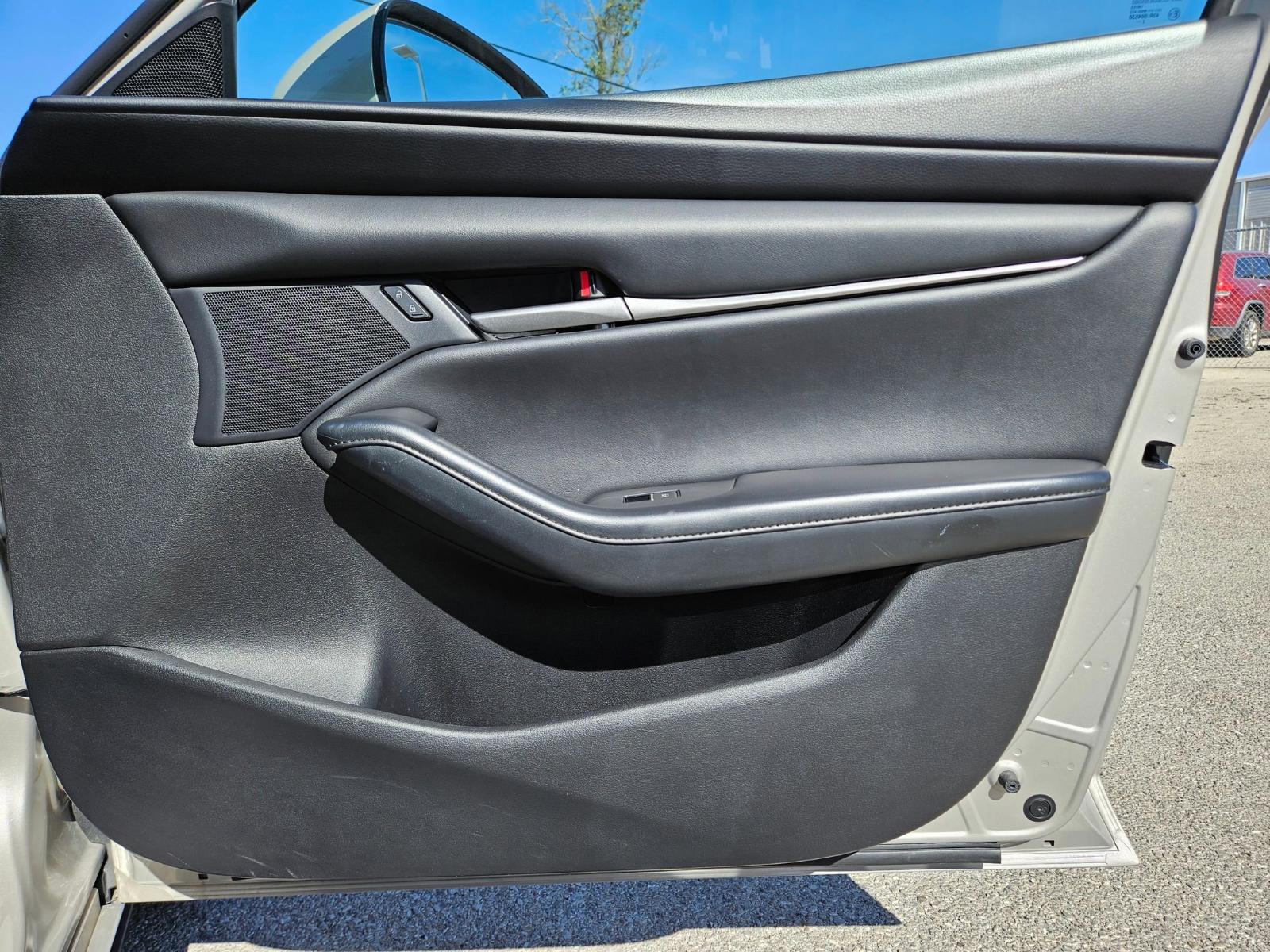 2023 Mazda Mazda3 Sedan Vehicle Photo in Seguin, TX 78155