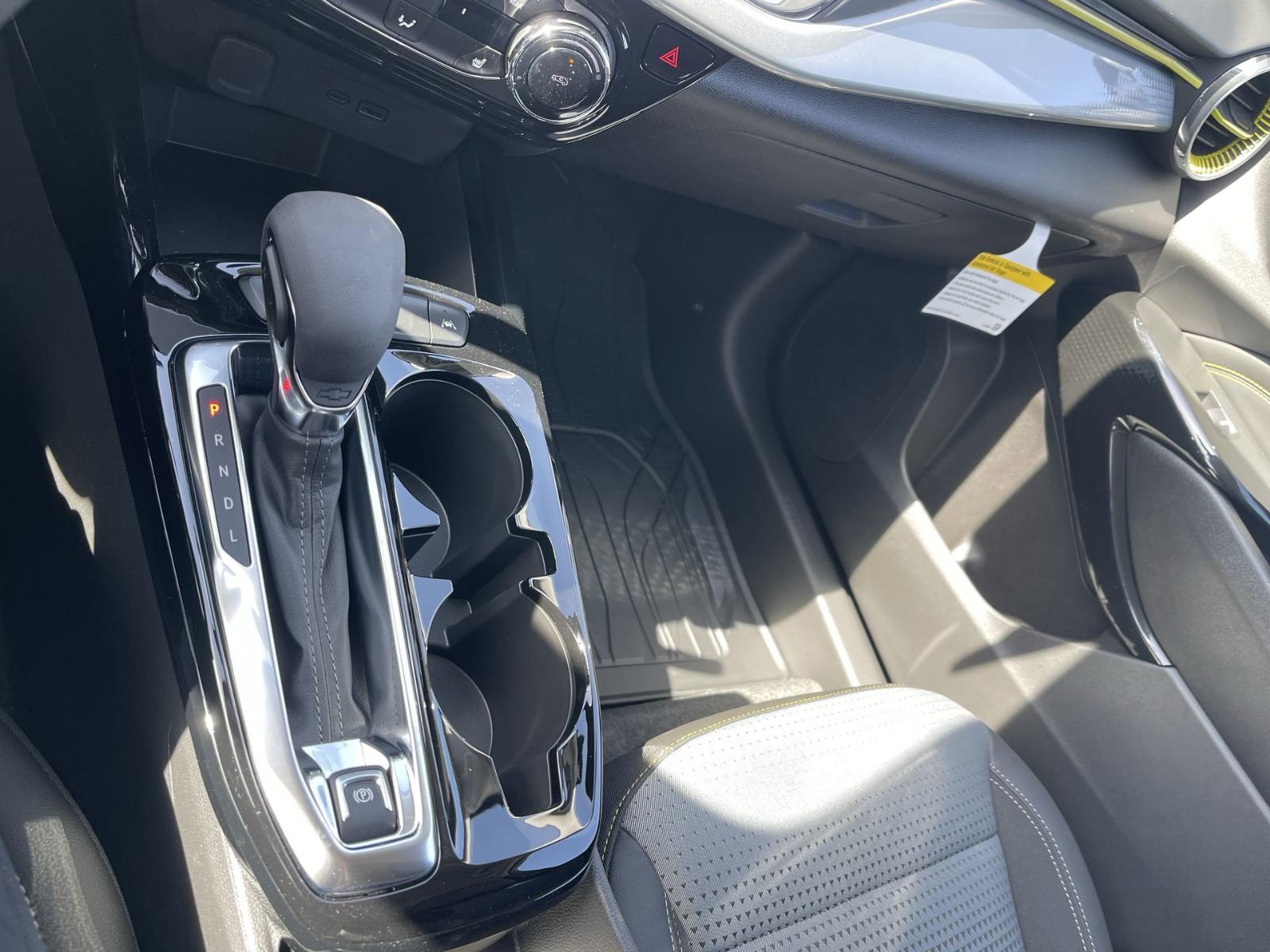 2025 Chevrolet Trax Vehicle Photo in BENTONVILLE, AR 72712-4322