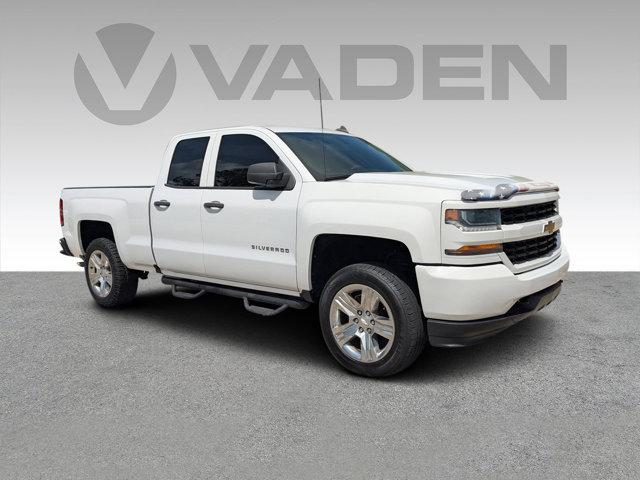 2017 Chevrolet Silverado 1500 Vehicle Photo in BRUNSWICK, GA 31525-1881