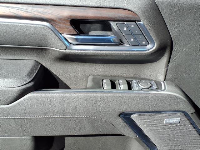 2025 GMC Sierra 2500 HD Vehicle Photo in Denton, TX 76205