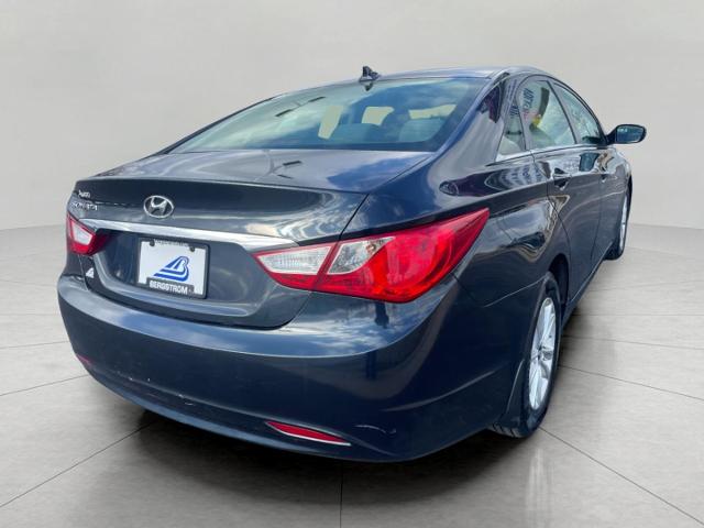2013 Hyundai SONATA Vehicle Photo in Oshkosh, WI 54904