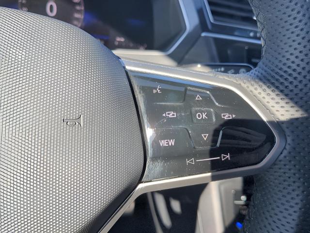 2024 Volkswagen Tiguan Vehicle Photo in Green Bay, WI 54304