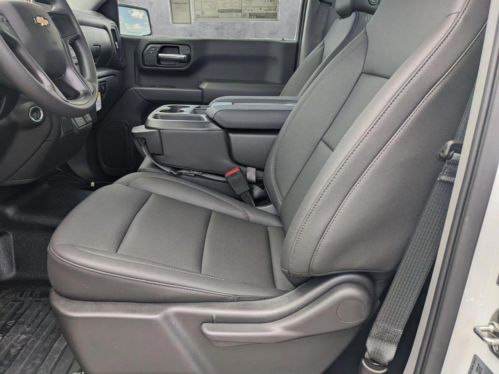 2025 Chevrolet Silverado 1500 Vehicle Photo in MIAMI, FL 33172-3015