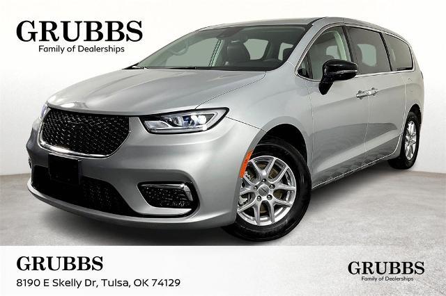 2024 Chrysler Pacifica Vehicle Photo in Tulsa, OK 74129