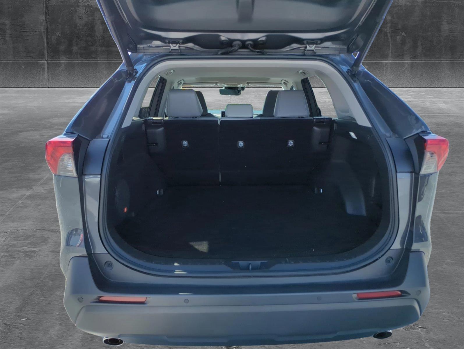 2021 Toyota RAV4 Vehicle Photo in Ft. Myers, FL 33907
