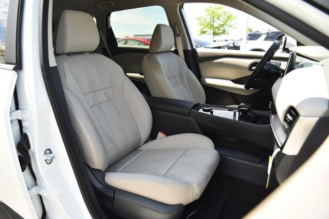 2025 Nissan Rogue Vehicle Photo in Ballwin, MO 63011