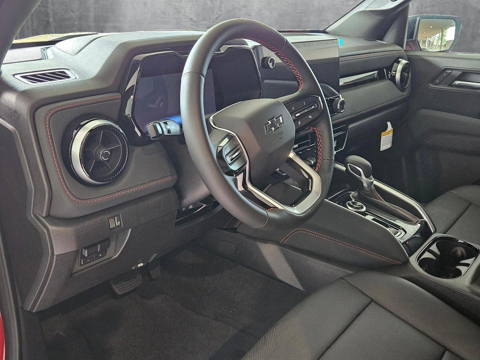 2025 Chevrolet Colorado Vehicle Photo in GREENACRES, FL 33463-3207