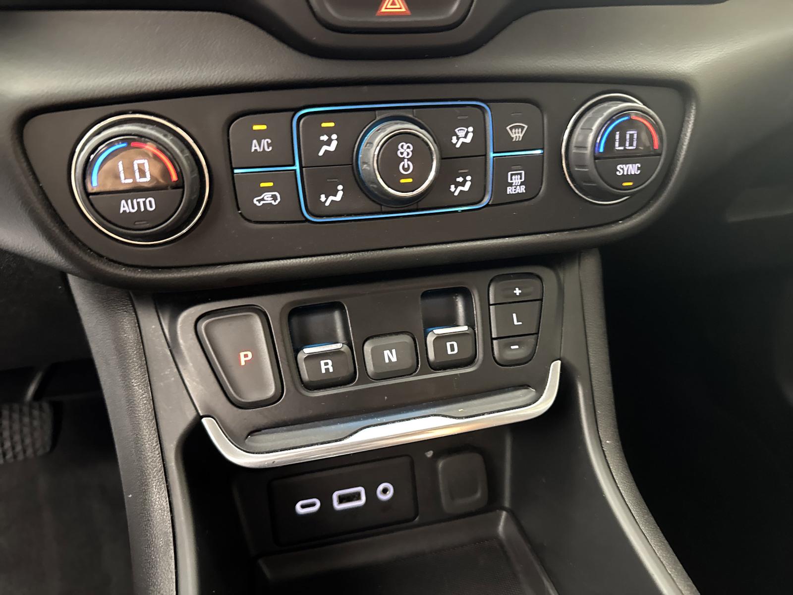 2021 GMC Terrain Vehicle Photo in GEORGETOWN, TX 78626-7508