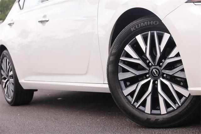 2024 Nissan Altima Vehicle Photo in Hazelwood, MO 63042