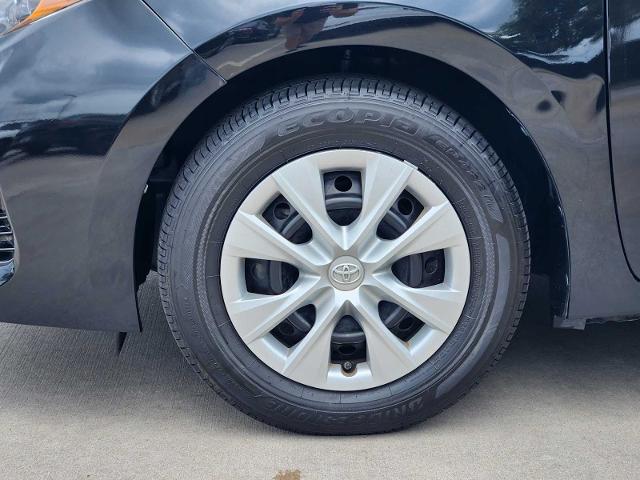 2018 Toyota Corolla Vehicle Photo in HOUSTON, TX 77079