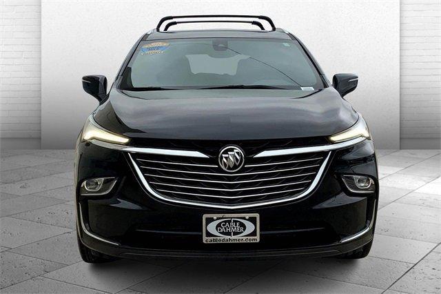 2022 Buick Enclave Vehicle Photo in TOPEKA, KS 66609-0000