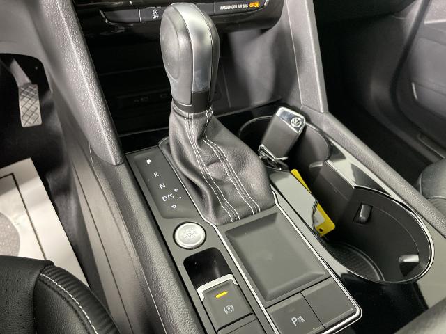 2023 Volkswagen Atlas Cross Sport Vehicle Photo in GILBERT, AZ 85297-0402