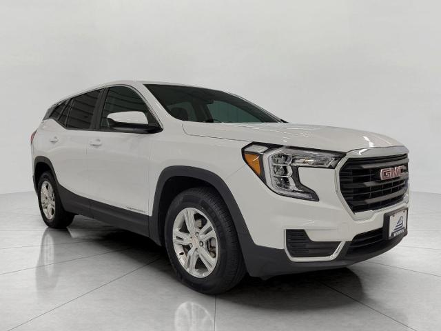 2024 GMC Terrain Vehicle Photo in GREEN BAY, WI 54303-3330
