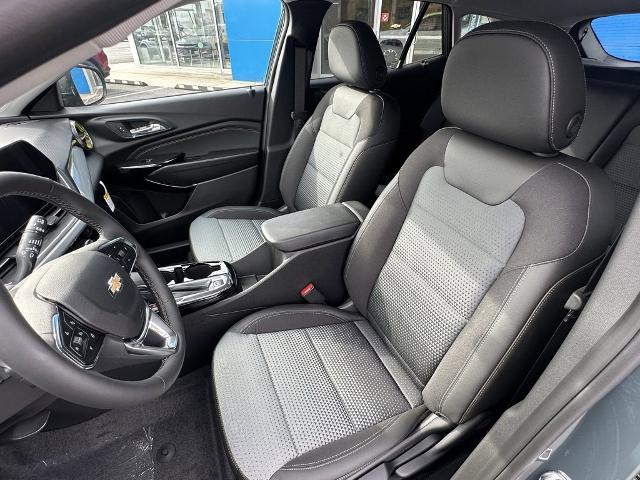 2025 Chevrolet Trax Vehicle Photo in GARDNER, MA 01440-3110