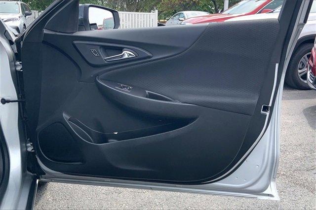 2018 Chevrolet Malibu Vehicle Photo in INDEPENDENCE, MO 64055-1377