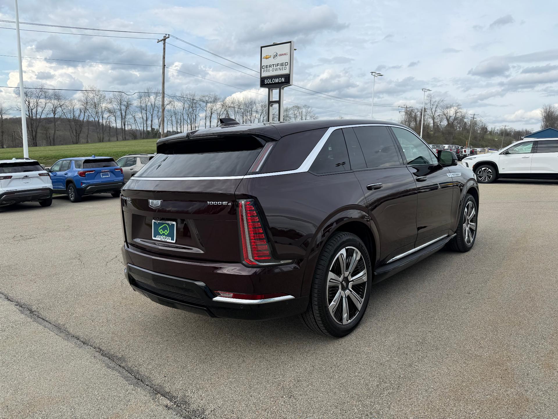 View vehicle photo 6