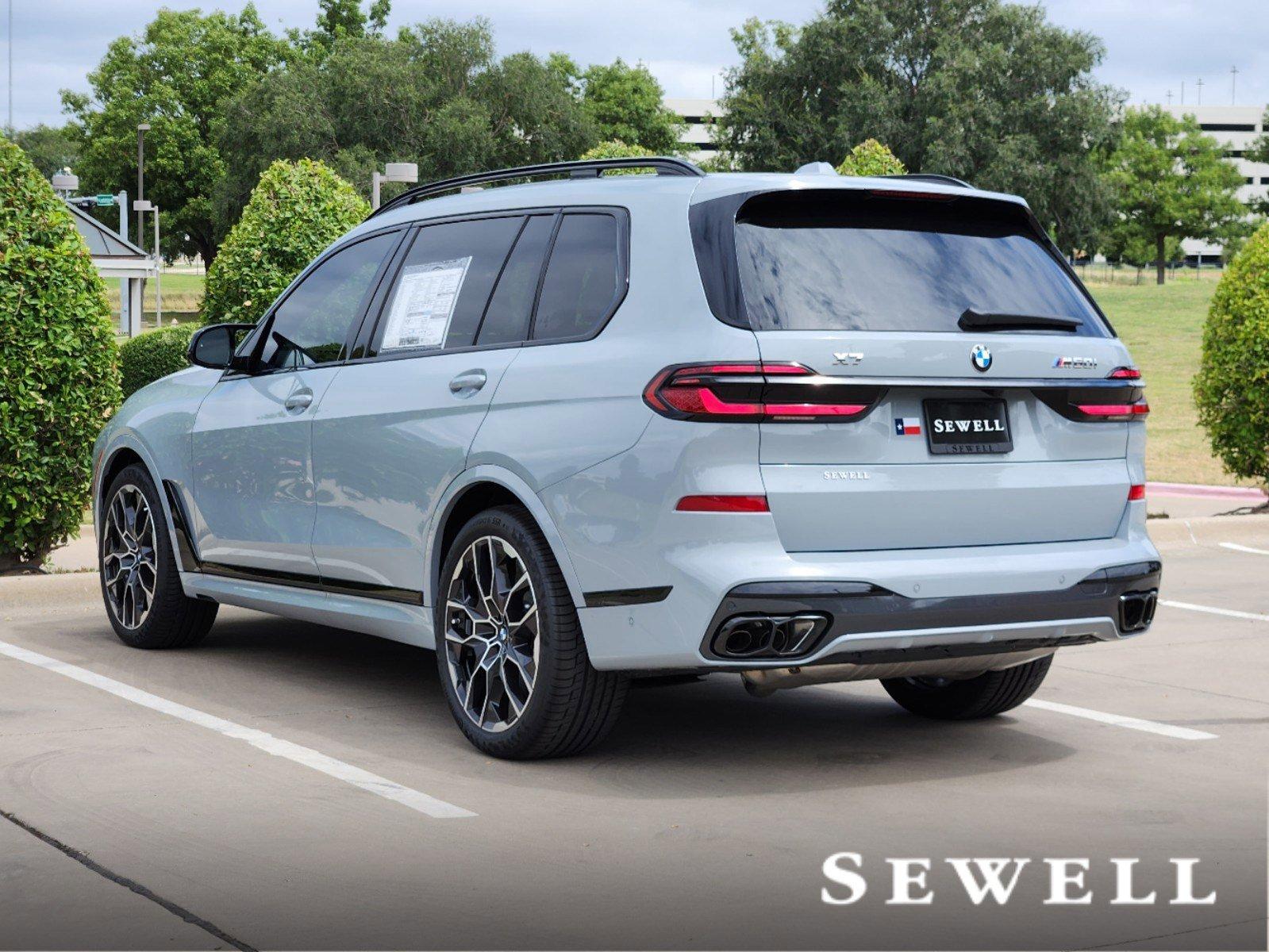 2025 BMW X7 M60i Vehicle Photo in PLANO, TX 75024