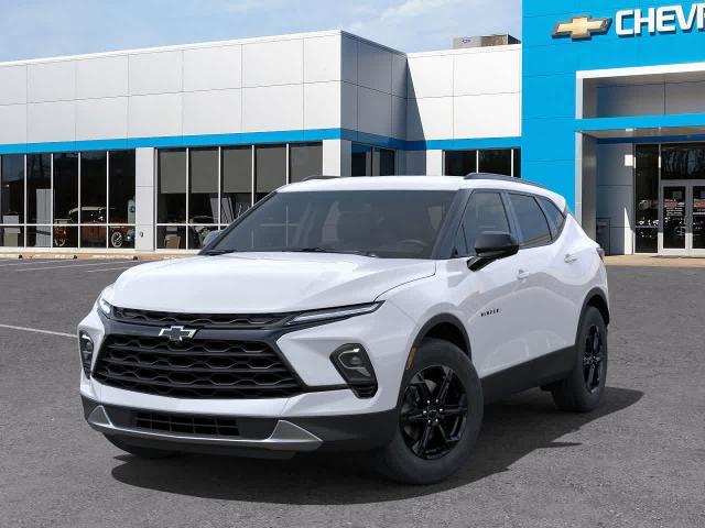 2025 Chevrolet Blazer Vehicle Photo in MOON TOWNSHIP, PA 15108-2571