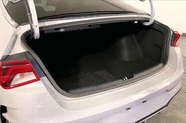 2022 Kia K5 Vehicle Photo in Lees Summit, MO 64086
